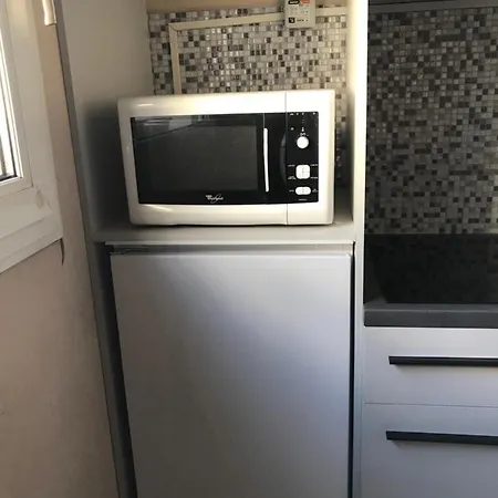 Entier 30 M2, Tramway Saint-florent, Parking Prive Gratuit Apartment Strasbourg